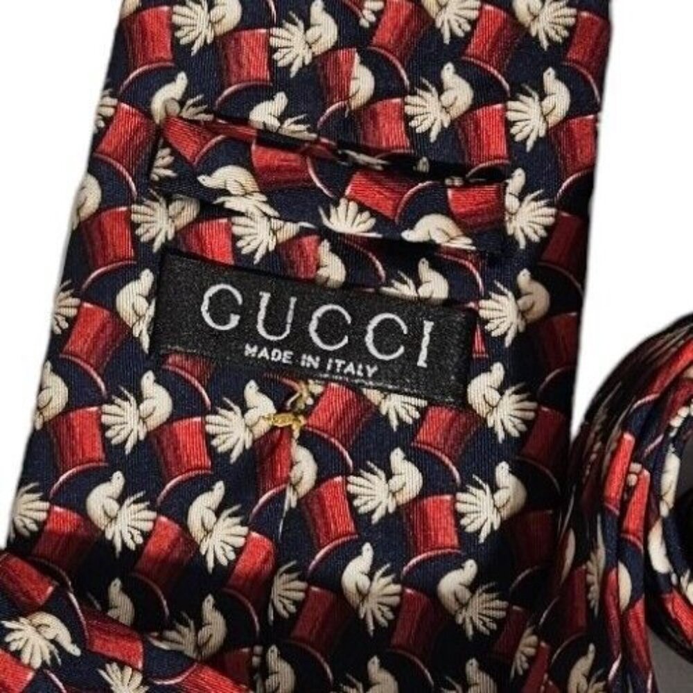 GUCCI Men's 100% Silk Necktie LUXURY Tie Blue Red Hat Pigeon W:3.7" EUC - Picture 2 of 5